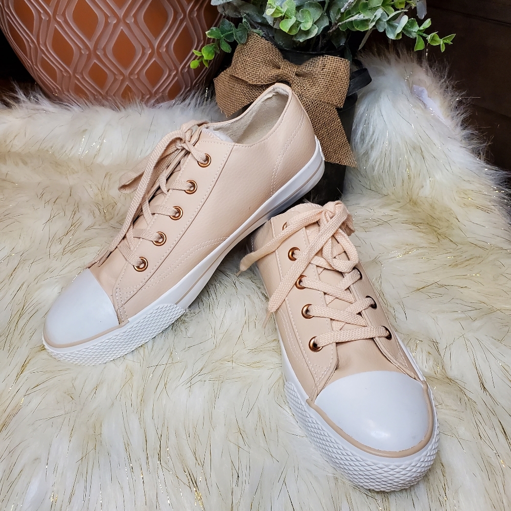 SOLD✅️Women sneakers shoes